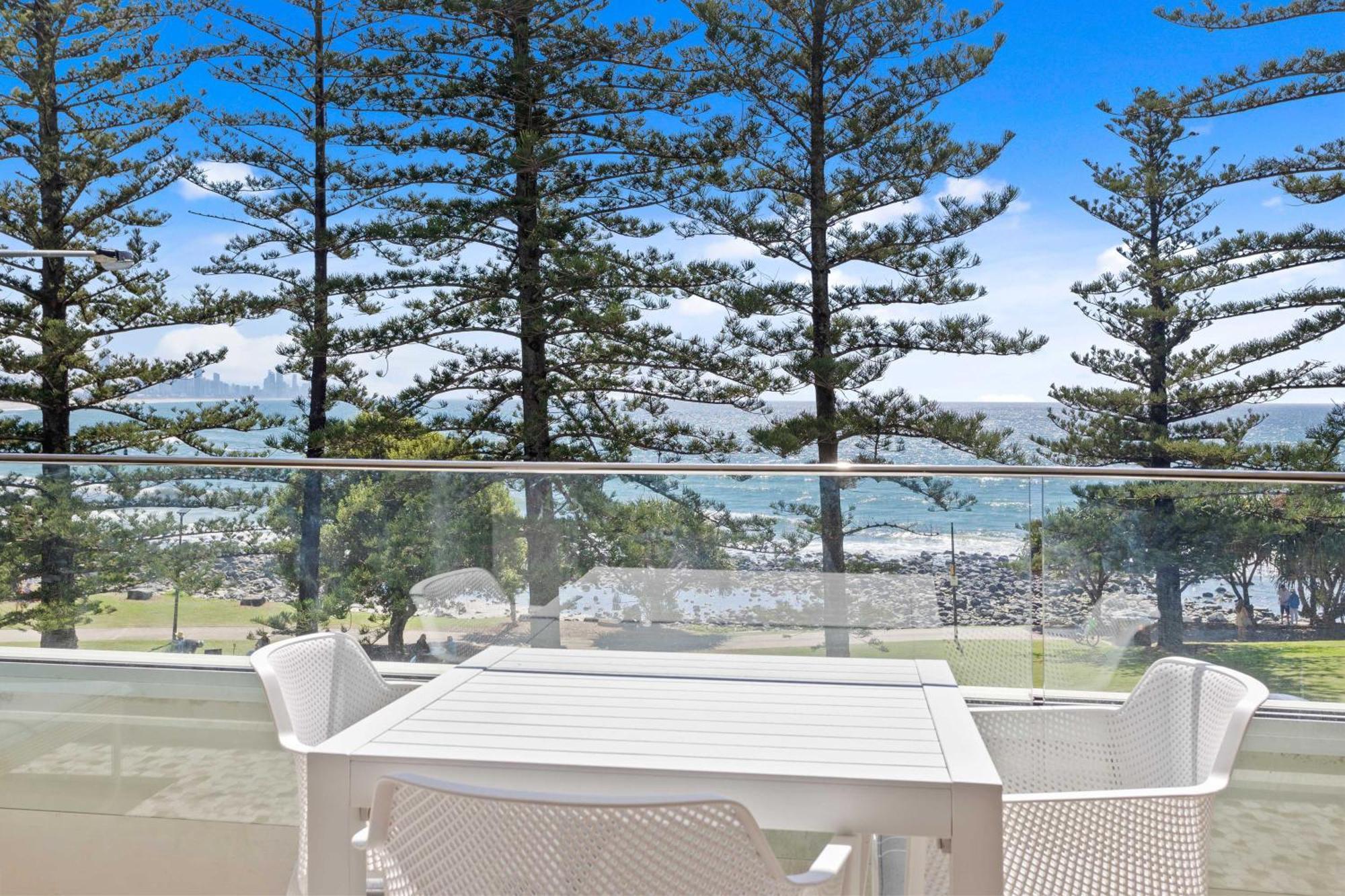 Goodwin Towers - Hosted By Burleigh Letting Appartement Gold Coast Buitenkant foto